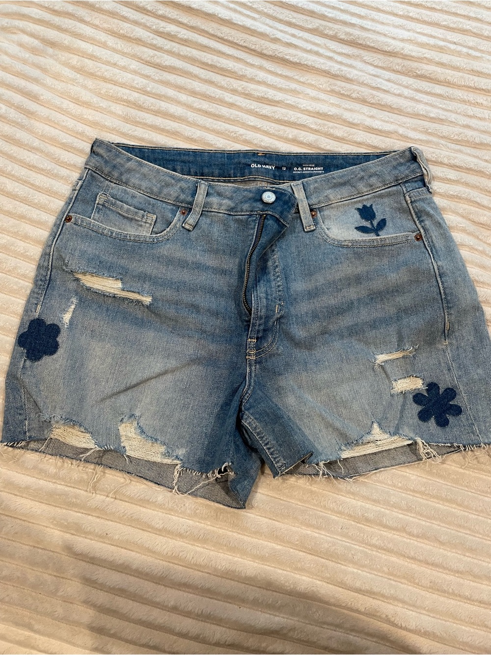 Old Navy Blue Distressed Denim Shorts with Dark Blue Floral Appliqués